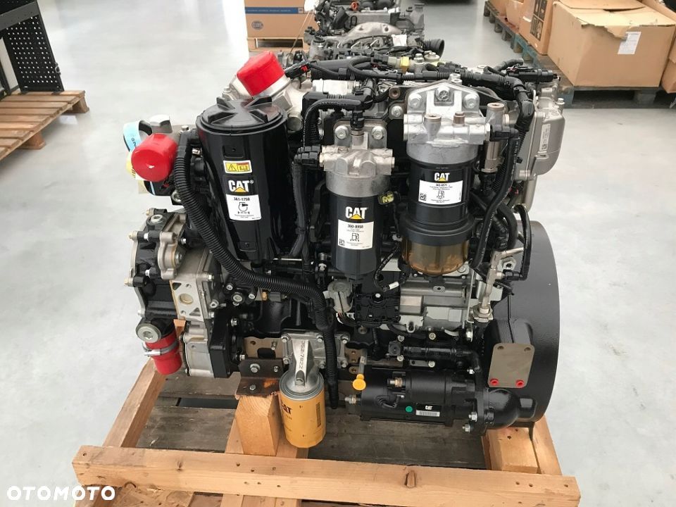 Silnik Caterpillar Cat C4.4 Acert Perkins 106 kW - 2
