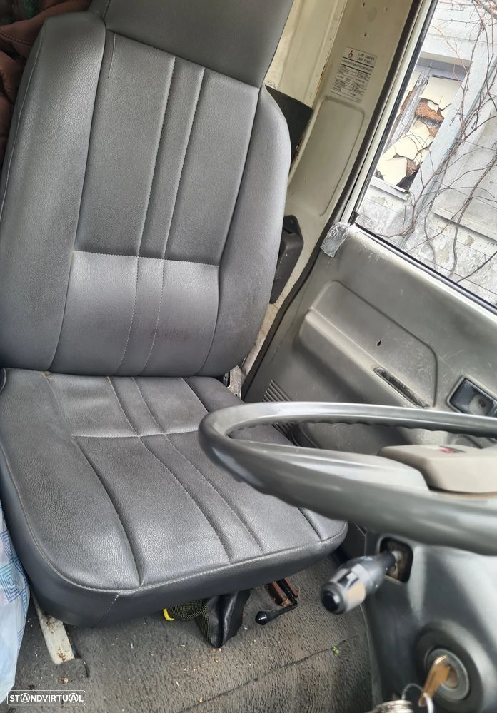 Mitsubishi Canter FH 100 - 6