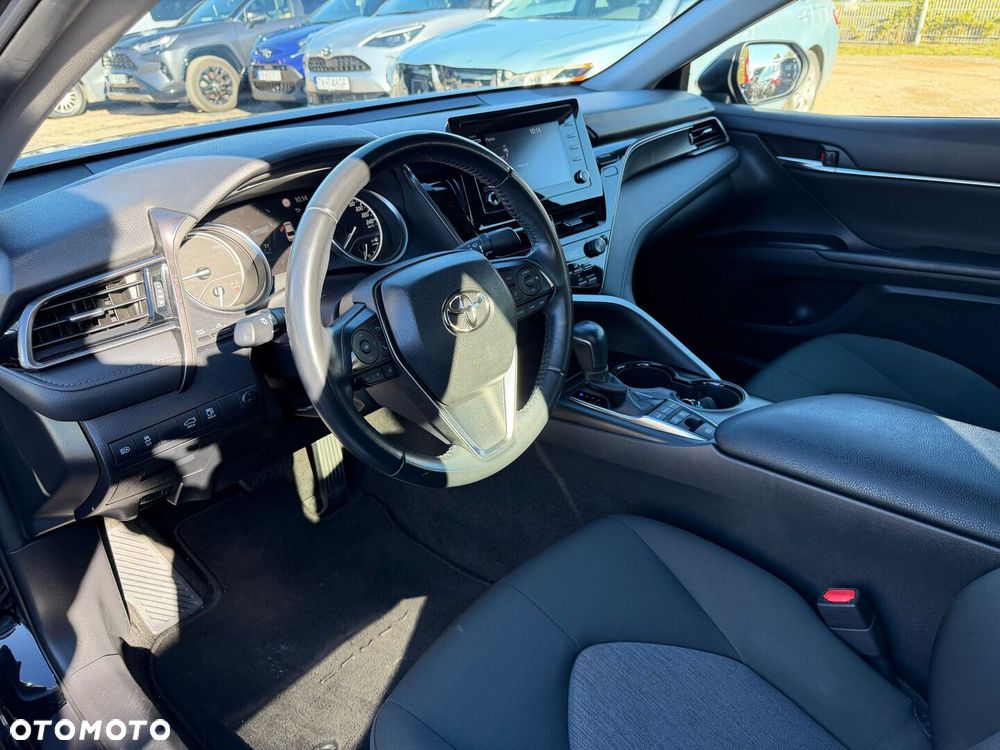 Toyota Camry 2.5 Hybrid Comfort CVT - 4