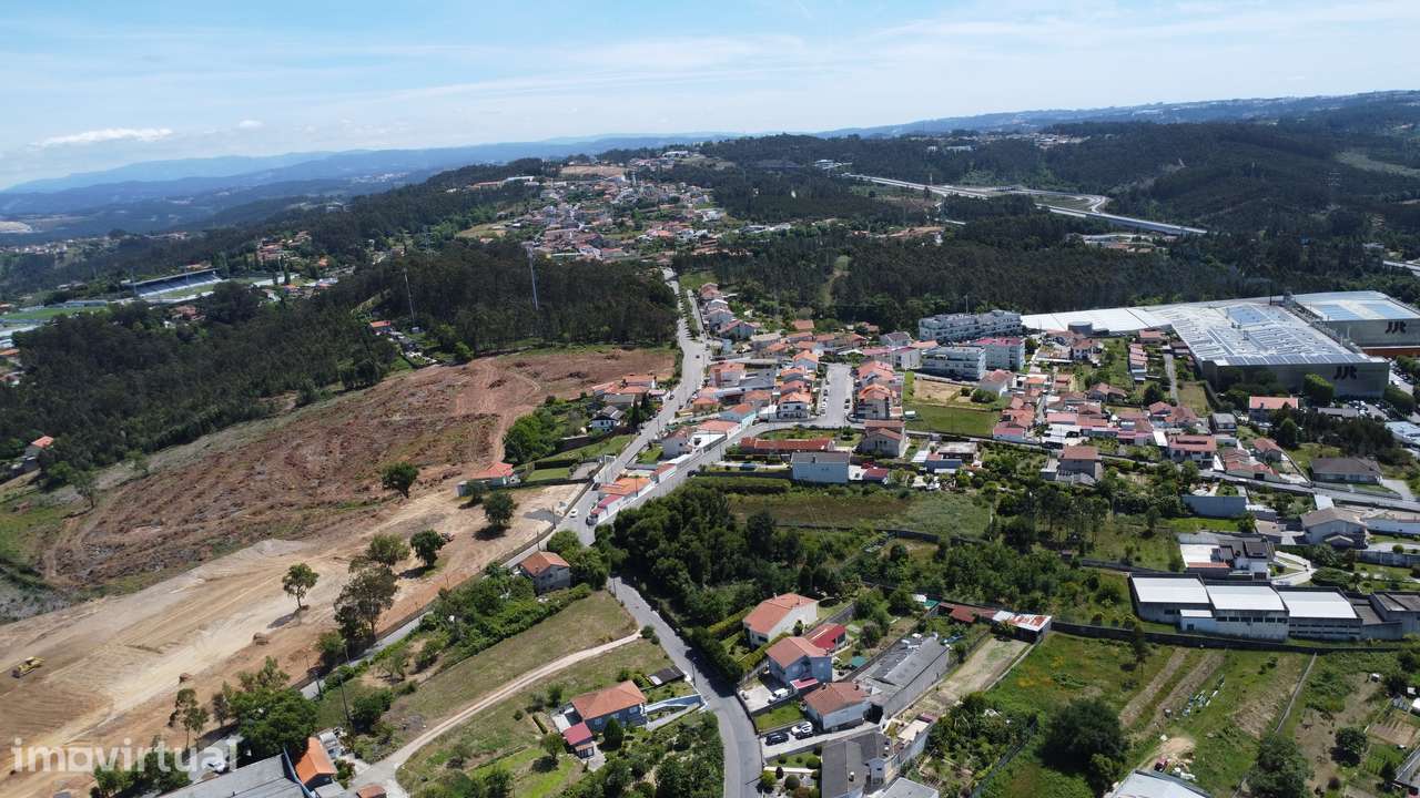 Terreno com Potencial Urbano em Olival - Grande imagem: 3/3
