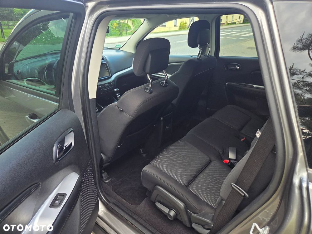 Fiat Freemont 2.0 Multijet 16V DPF Urban - 12