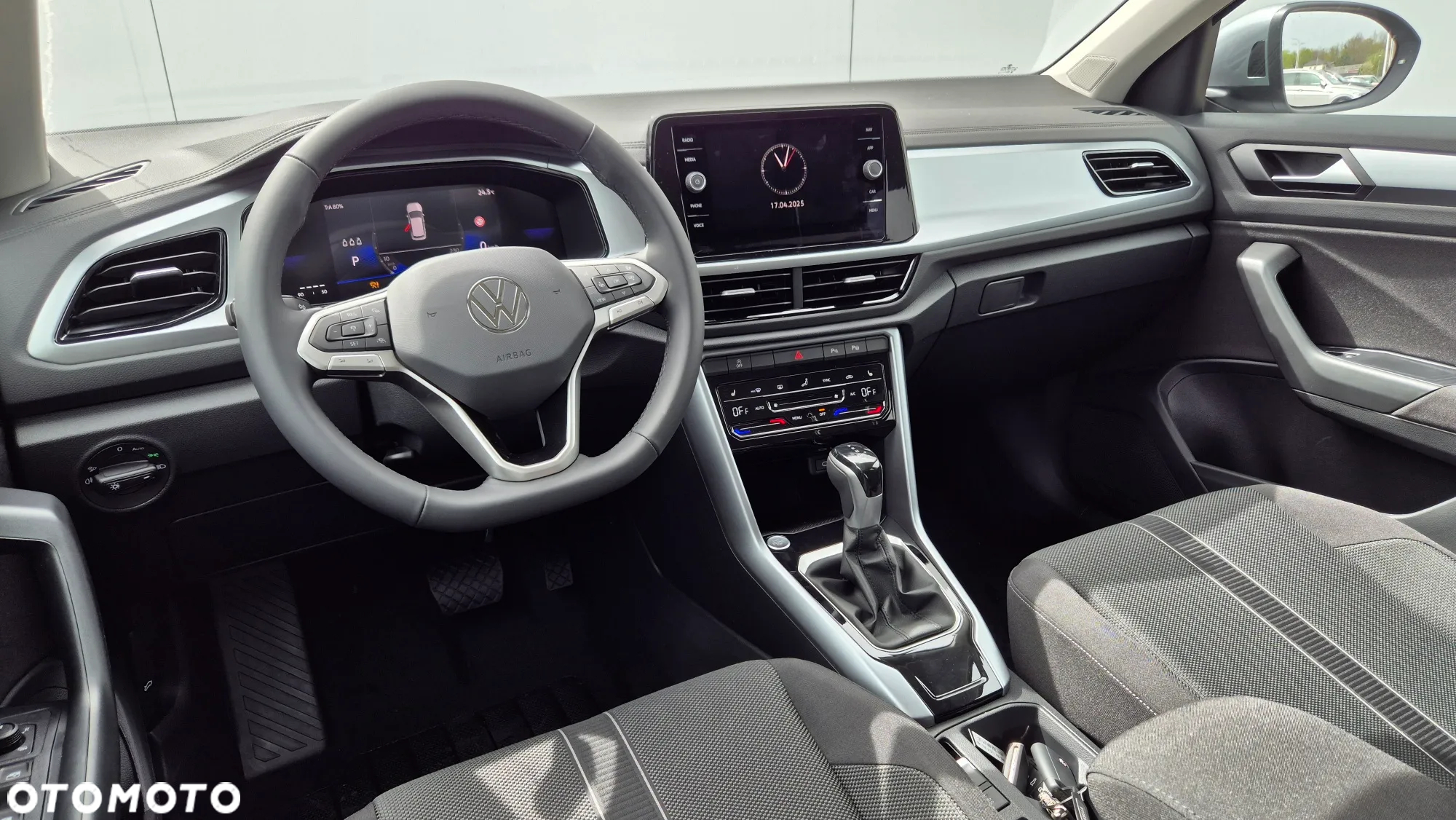 Volkswagen T-Roc 1.5 TSI Life Plus DSG - 10