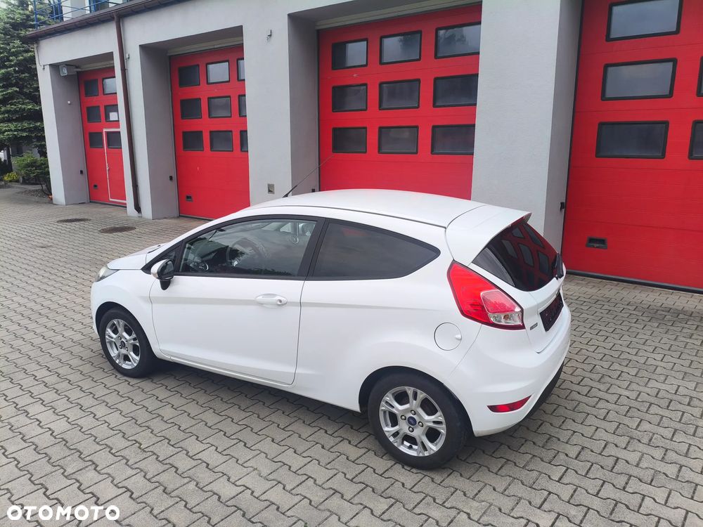 Ford Fiesta - 2