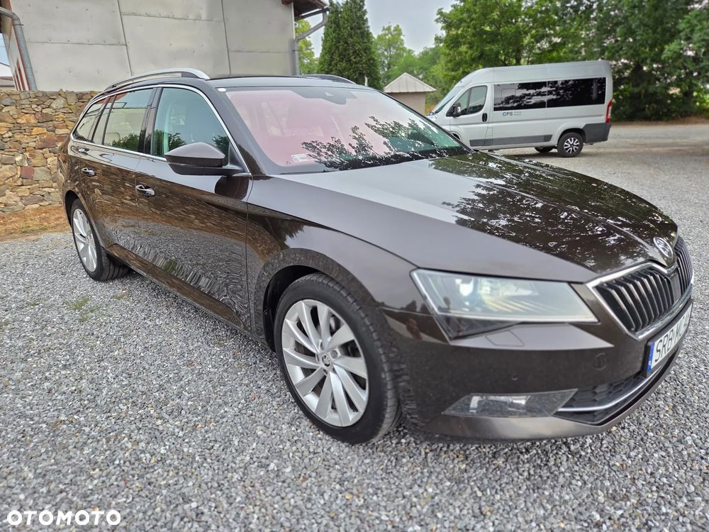 Skoda Superb 2.0 TDI Style DSG - 15
