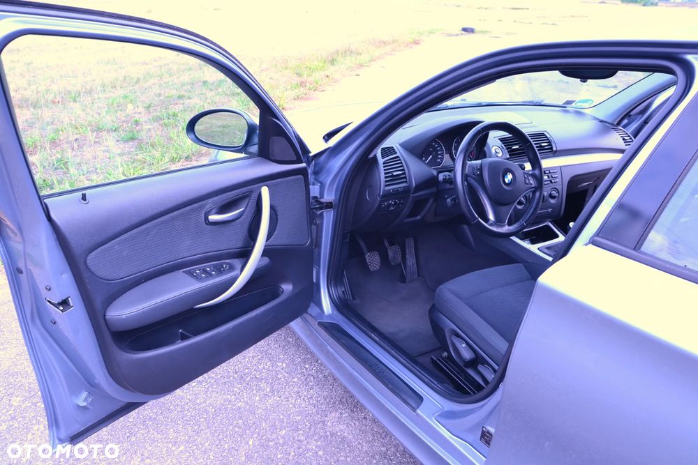 BMW Seria 1 116i - 12