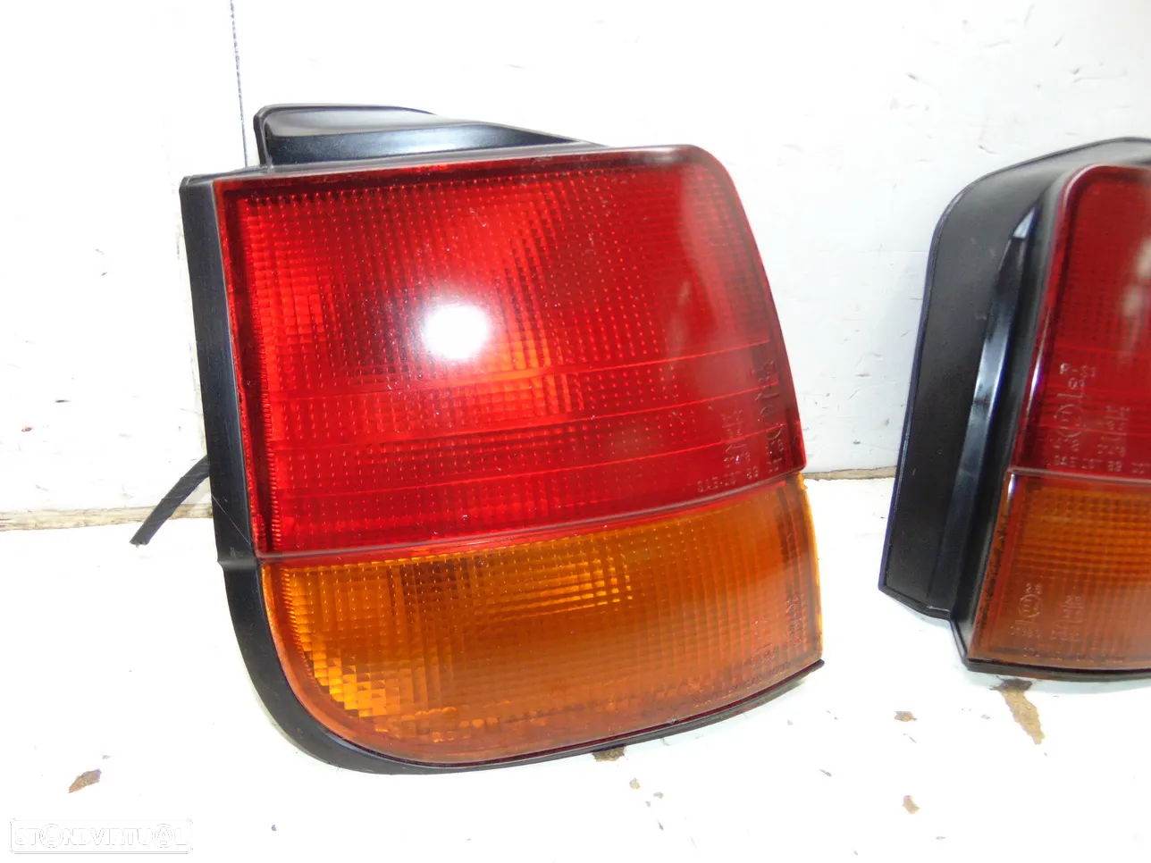 Mitsubishi Space Runner farolins - 2