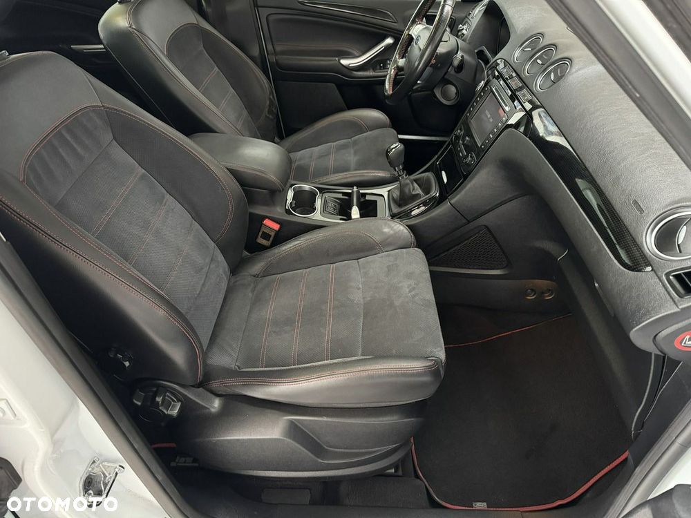 Ford S-Max - 15