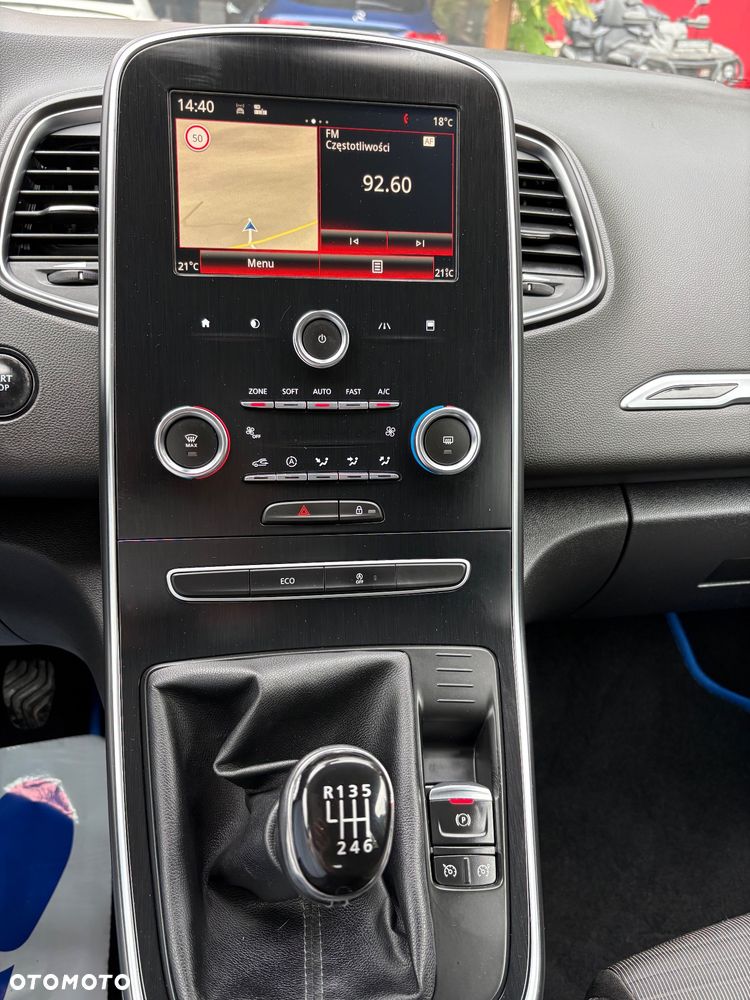 Renault Scenic - 29