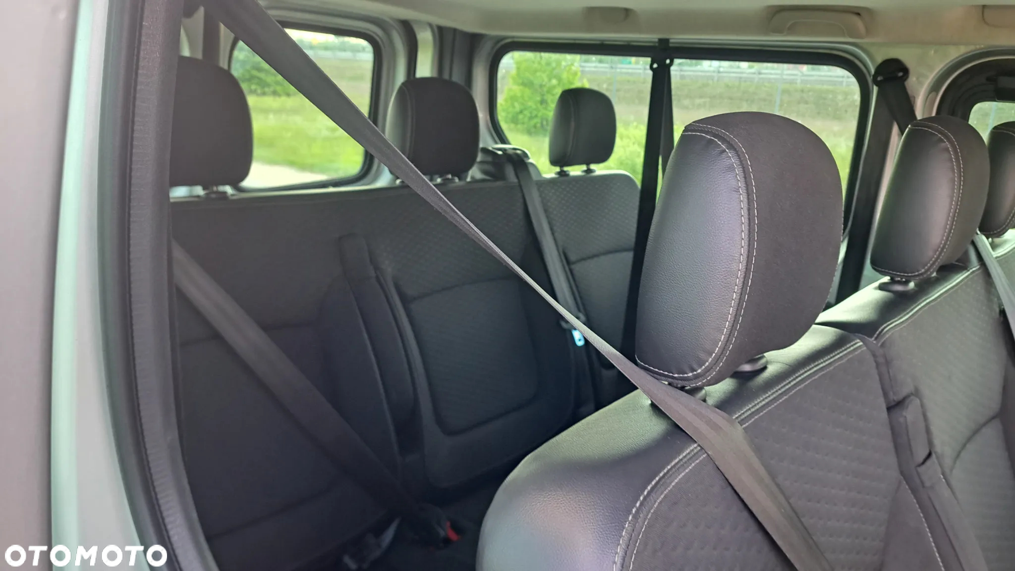 Opel Vivaro - 11