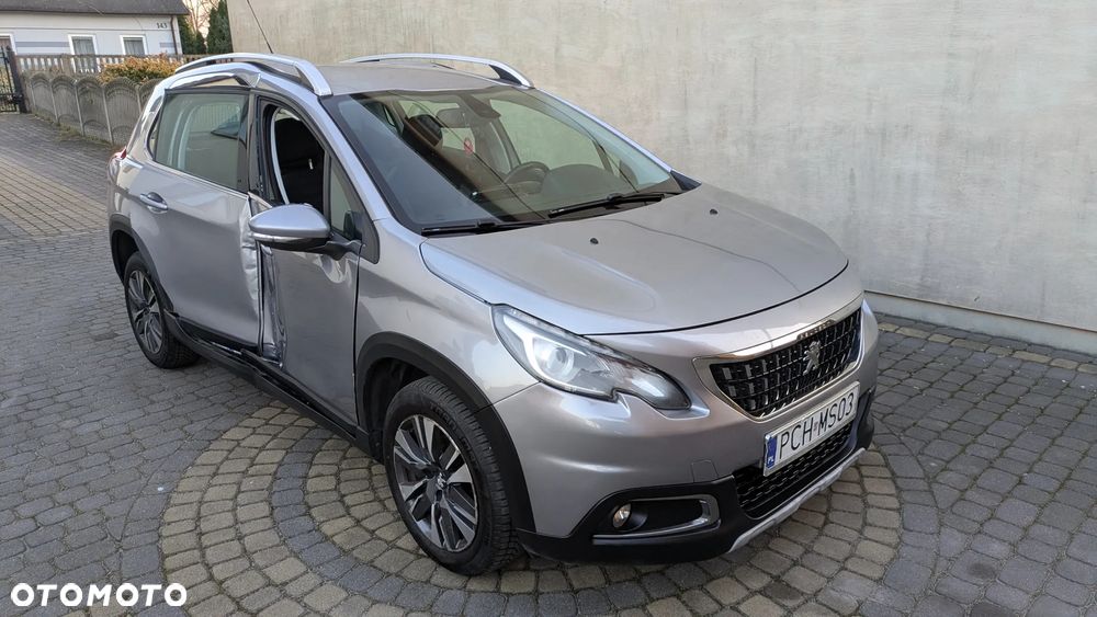 Peugeot 2008 1.6 BlueHDi Allure - 27