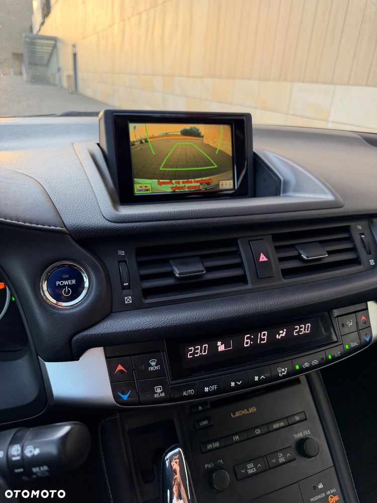 Lexus CT 200h Prestige - 18