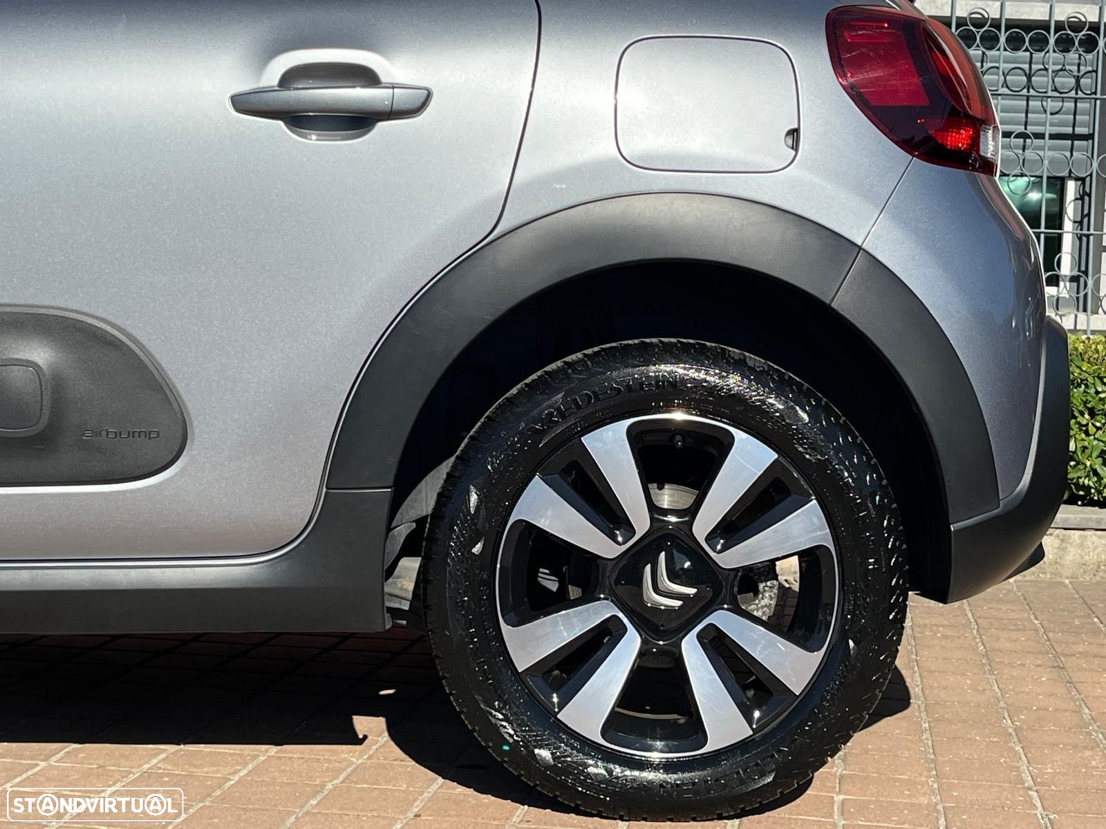 Citroën C3 1.2 PureTech Shine Pack EAT6 - 5