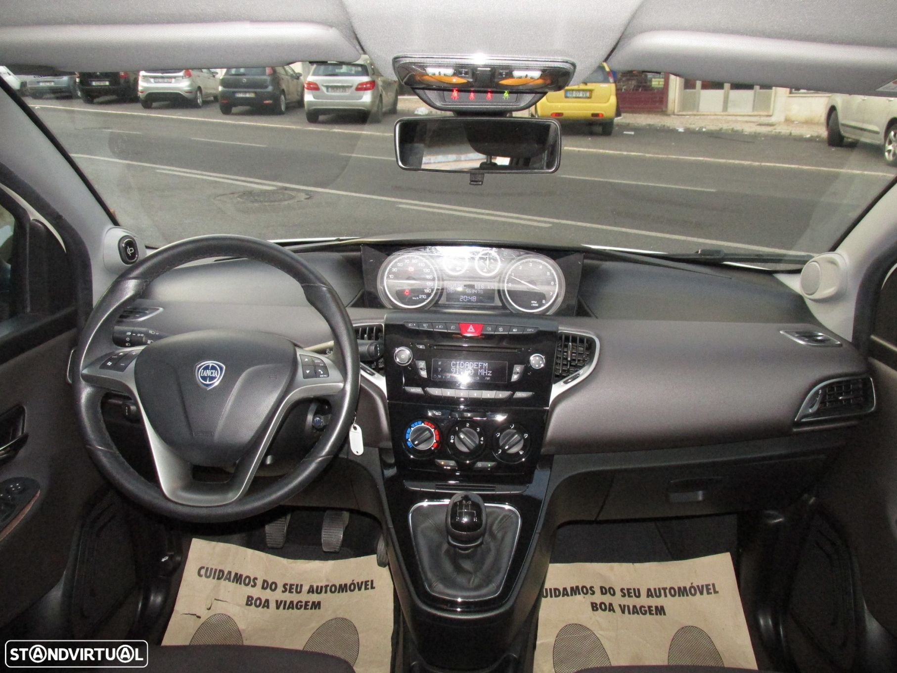 Lancia Ypsilon 1.2 S&S Platinum - 17
