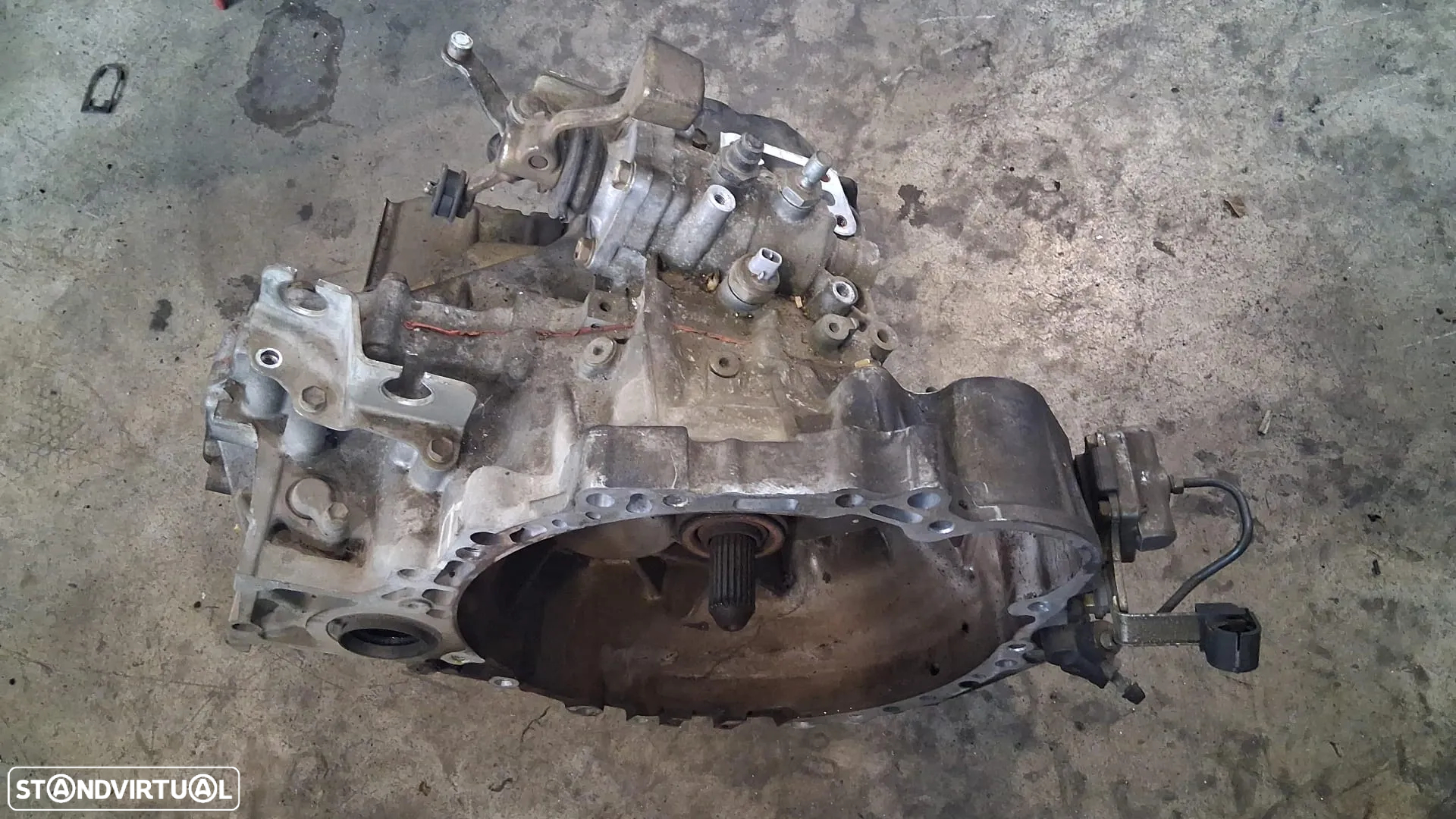 Caixa Velocidades E350 Toyota Corolla E12 2.0 D-4D 116cv 1CD-FTV - 2