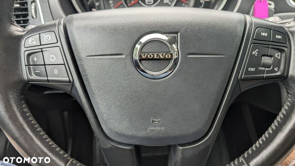 Volvo V40 - 34