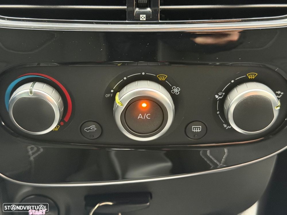 Renault Clio 0.9 TCe Limited - 28