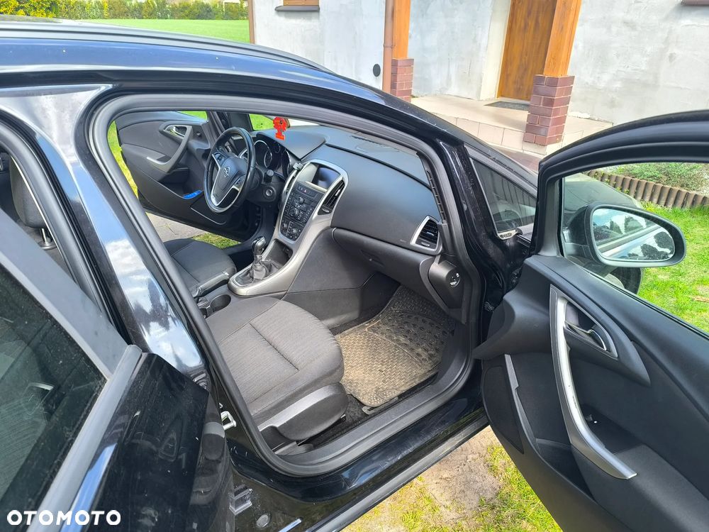 Opel Astra 1.7 CDTI DPF Cosmo - 14