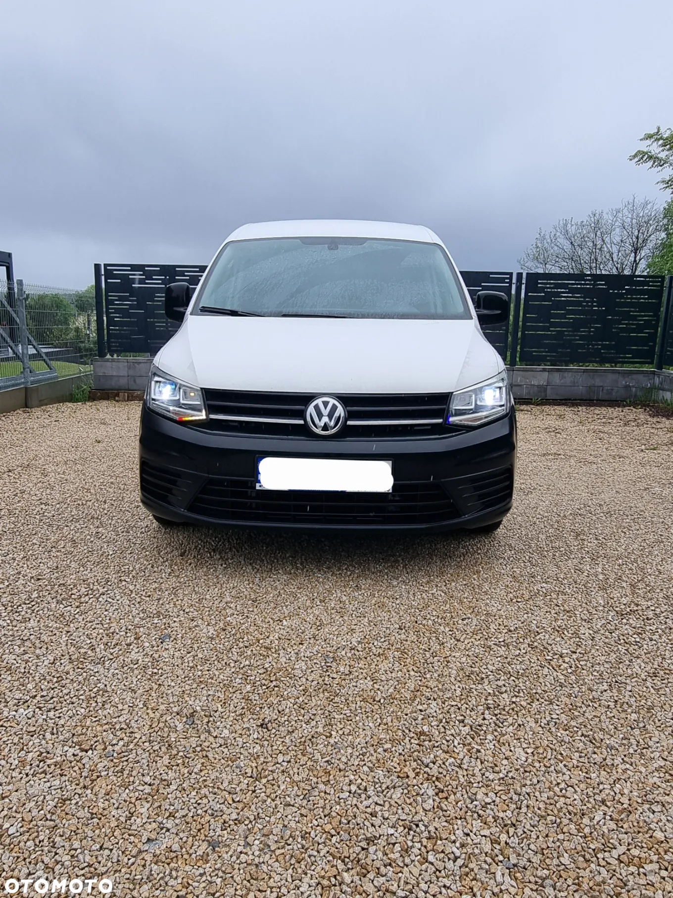 Volkswagen Caddy - 10