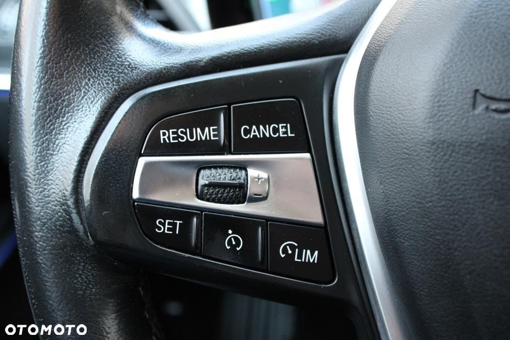 BMW Seria 3 - 30