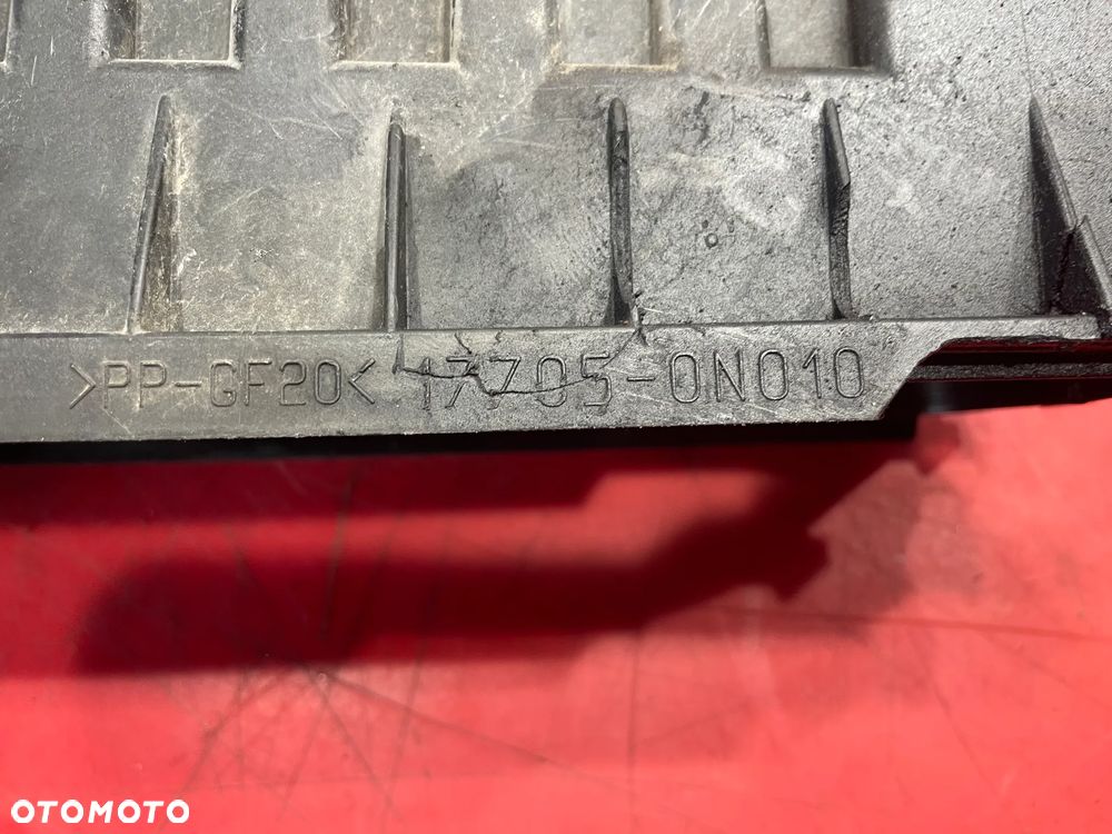 TOYOTA HILUX AVENSIS  obudowa filtra powietrza  10W-40 4,0 Litra  RZEPŁYWOMIERZ 222040N010 - 8