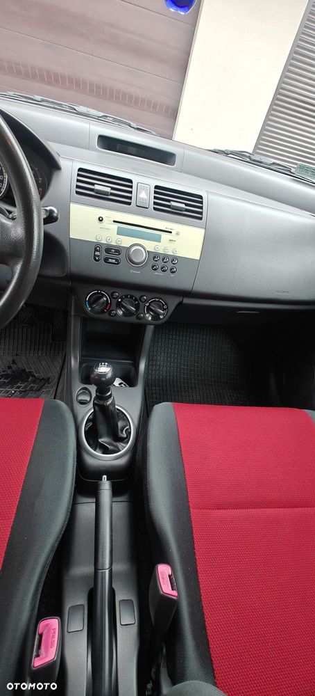 Suzuki Swift - 7
