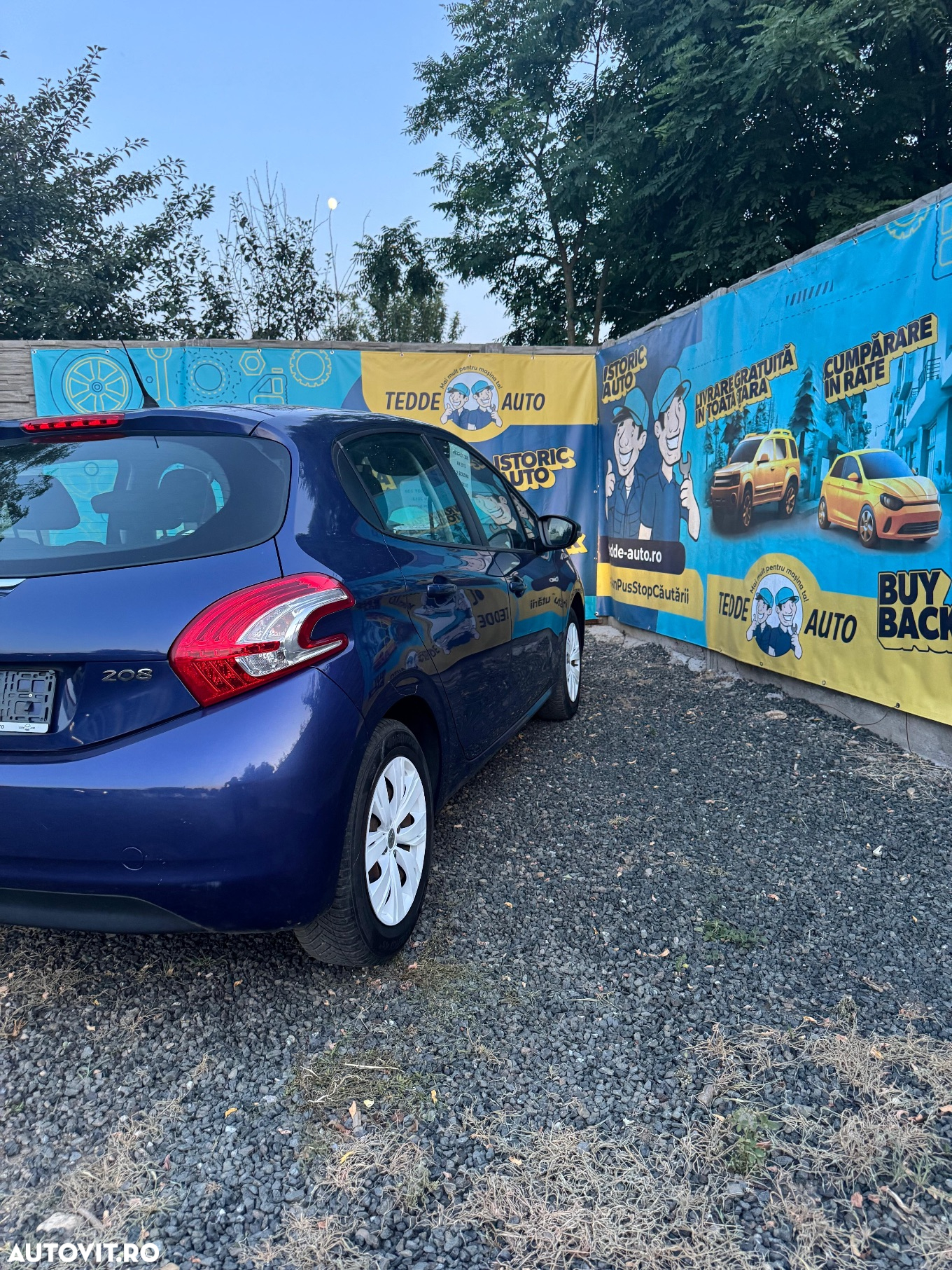 Peugeot 208 1.2 L PureTech Active - 16