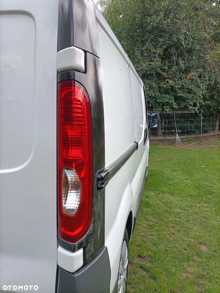 Opel Vivaro - 16