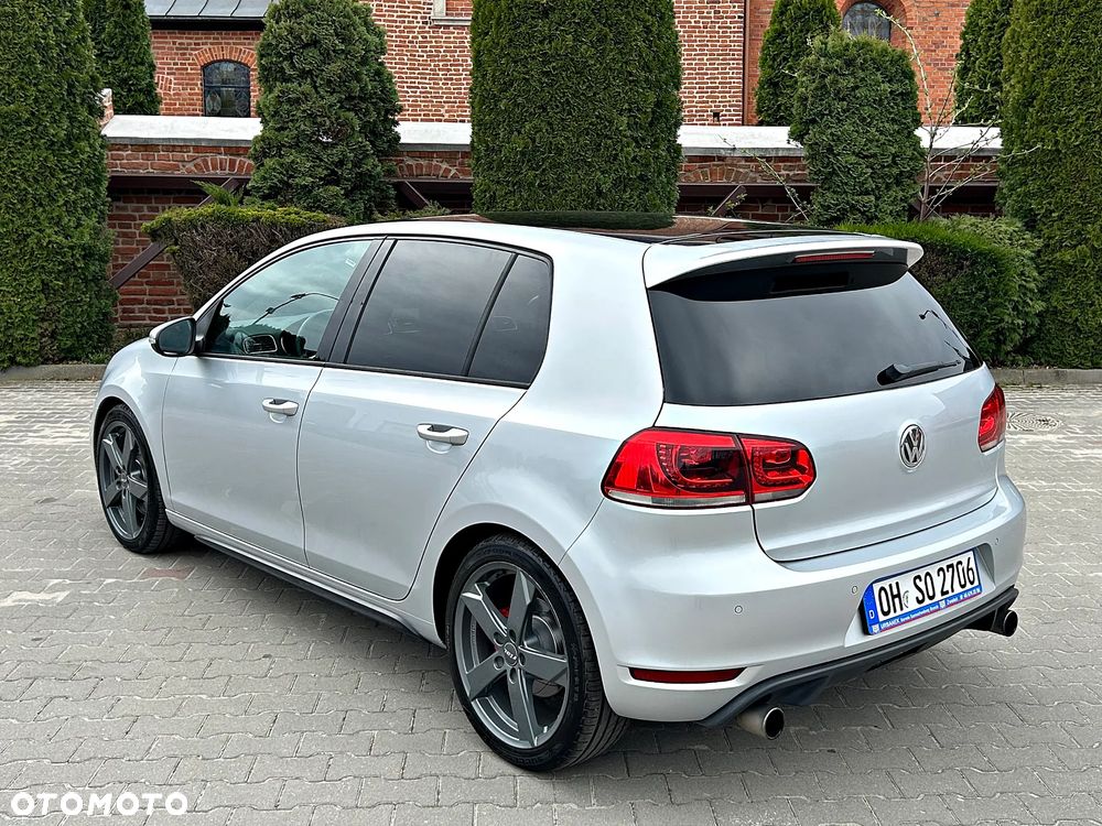 Volkswagen Golf - 20