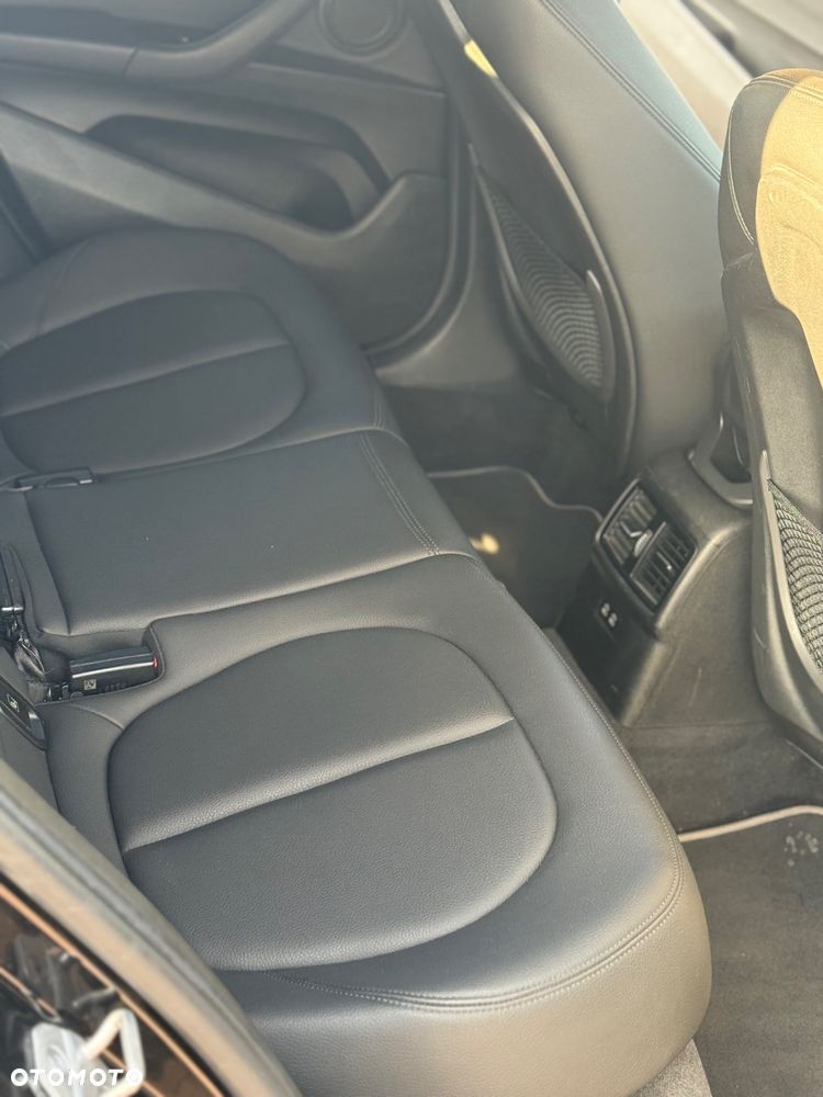 BMW X2 sDrive18d Advantage Plus - 14