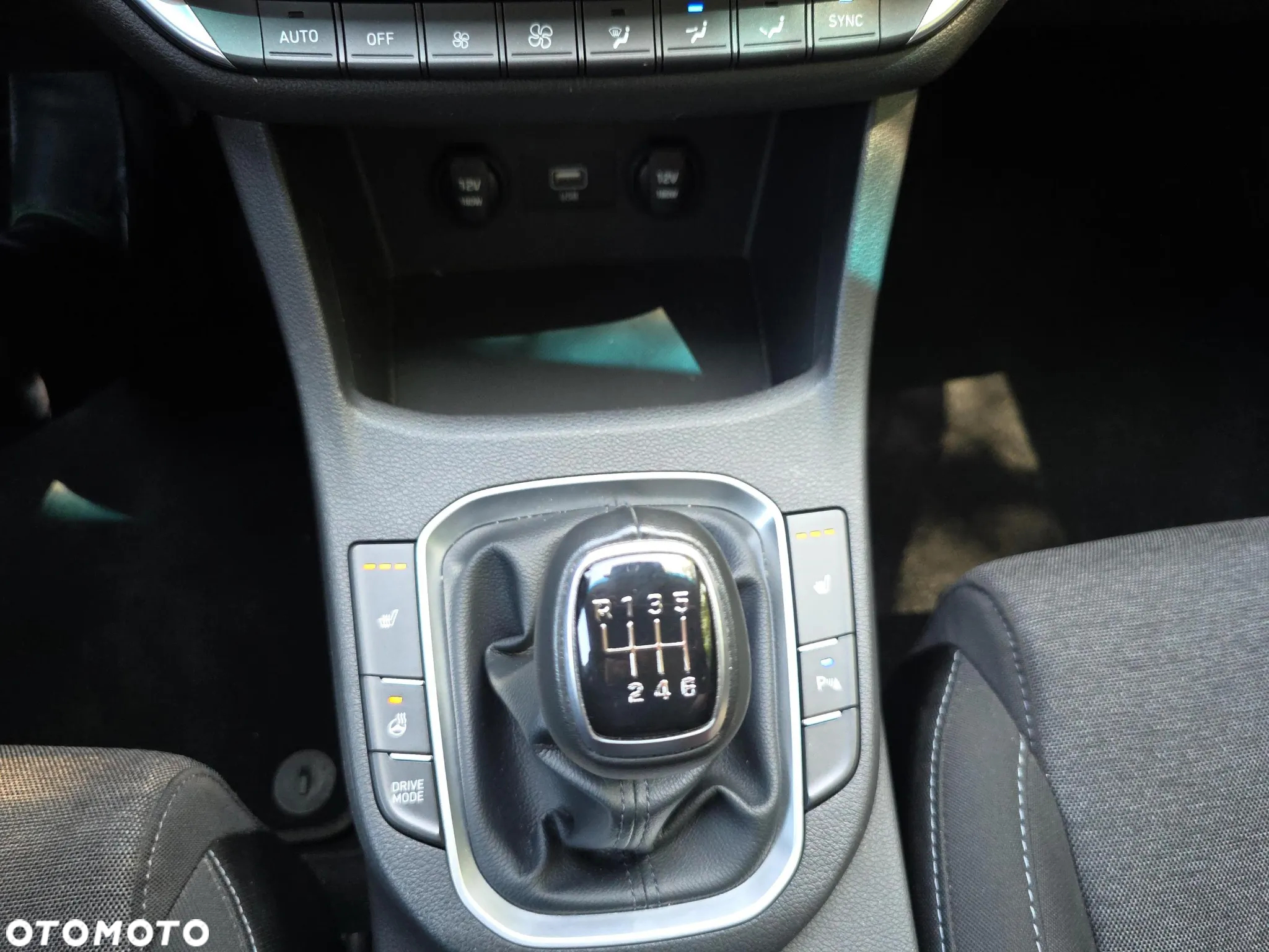 Hyundai i30 1.5 T-GDI 48V Smart - 22