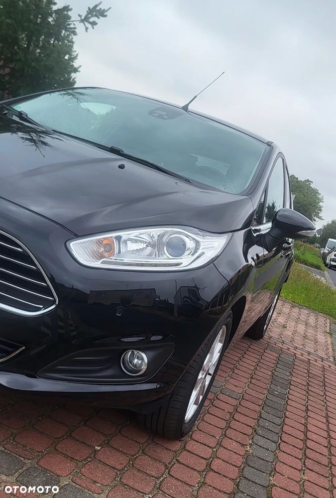 Ford Fiesta 1.0 EcoBoost S&S TREND - 32