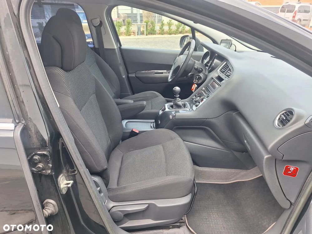 Peugeot 5008 155 THP Family - 18