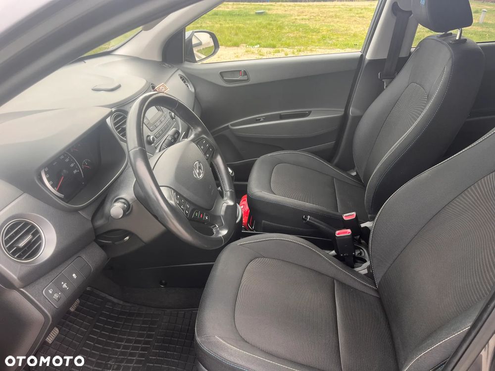 Hyundai i10 - 12