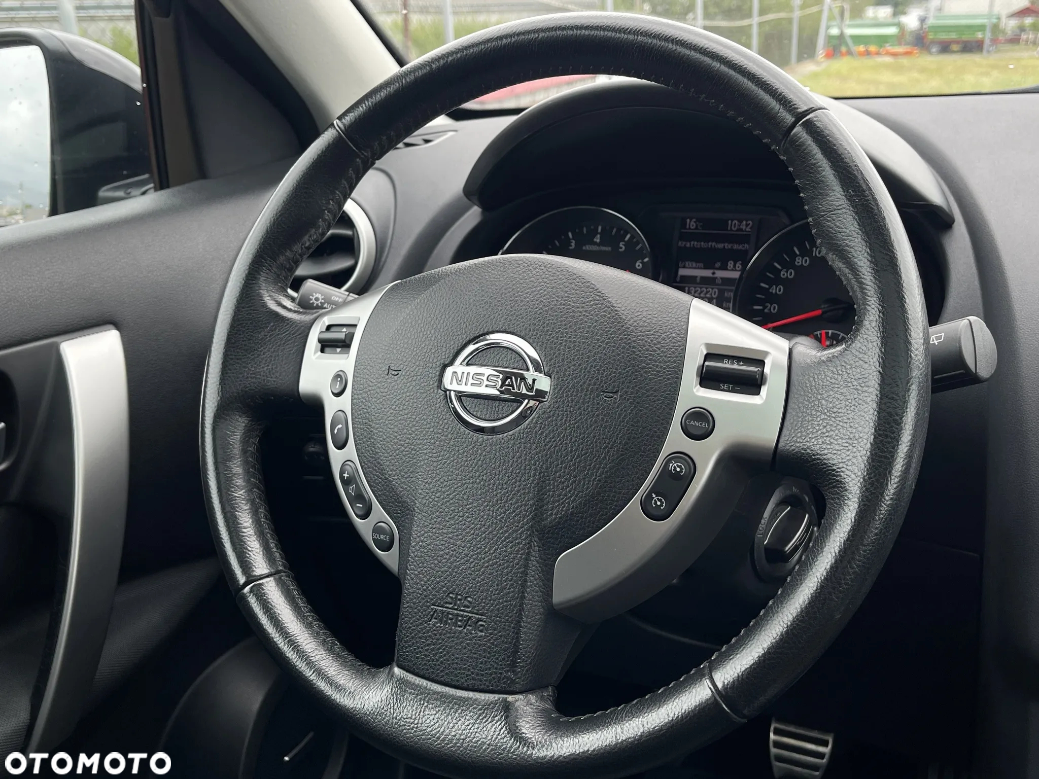 Nissan Qashqai 2.0 tekna - 25