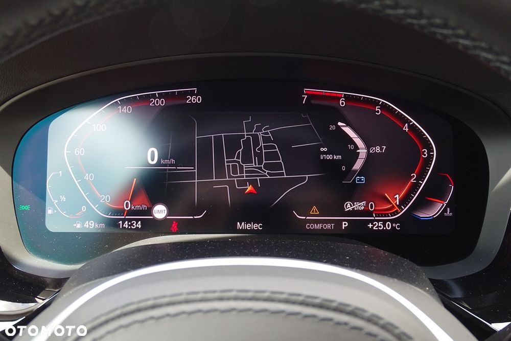 BMW Seria 5 530i Sport Line - 26