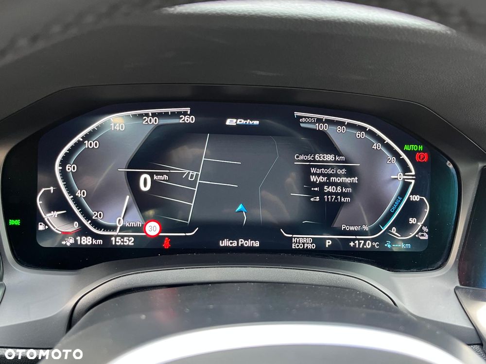 BMW Seria 3 330e PHEV M Sport - 23