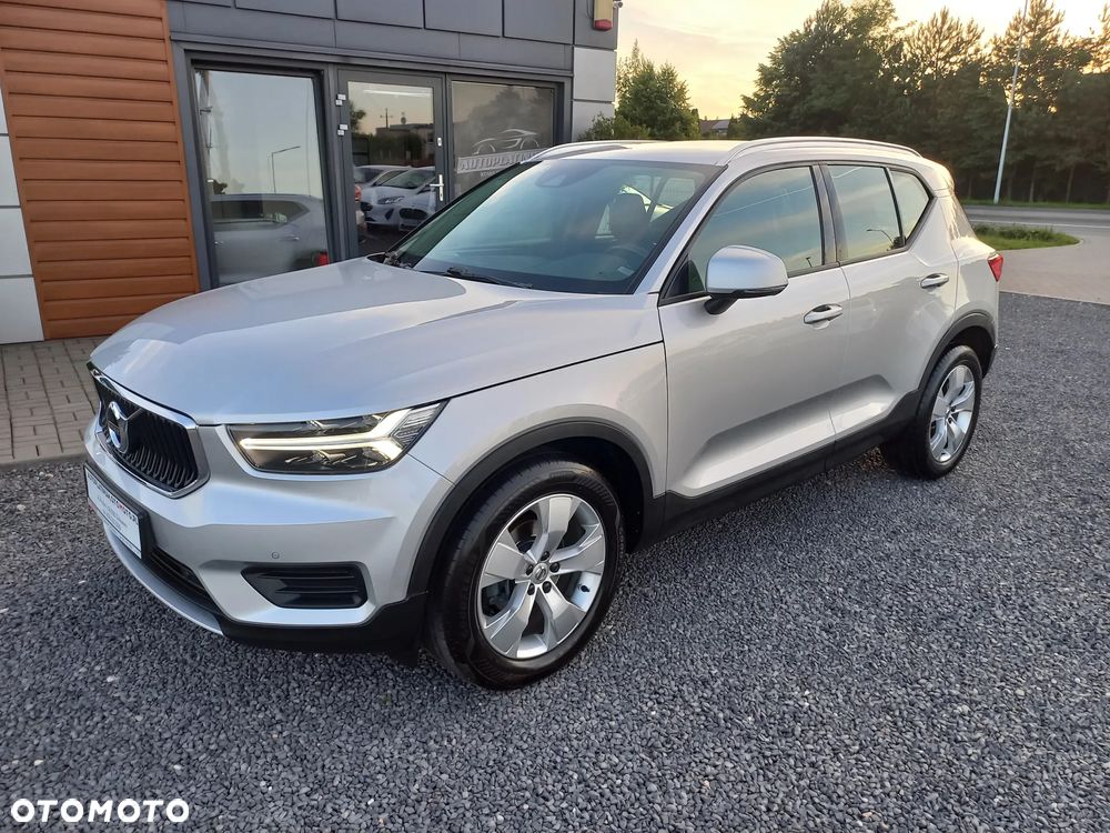 Volvo XC 40 D3 Momentum - 2