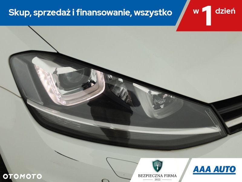 Volkswagen Golf - 17