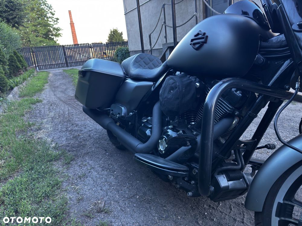 Harley-Davidson FLHXS Special - 4