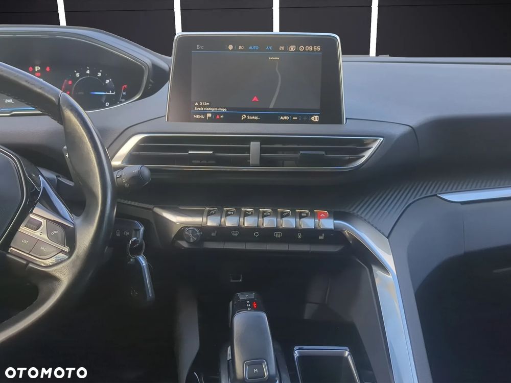 Peugeot 3008 1.2 PureTech Allure S&S EAT6 - 16