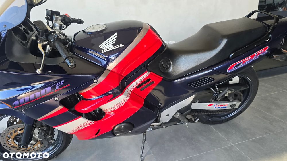 Honda CBR - 18