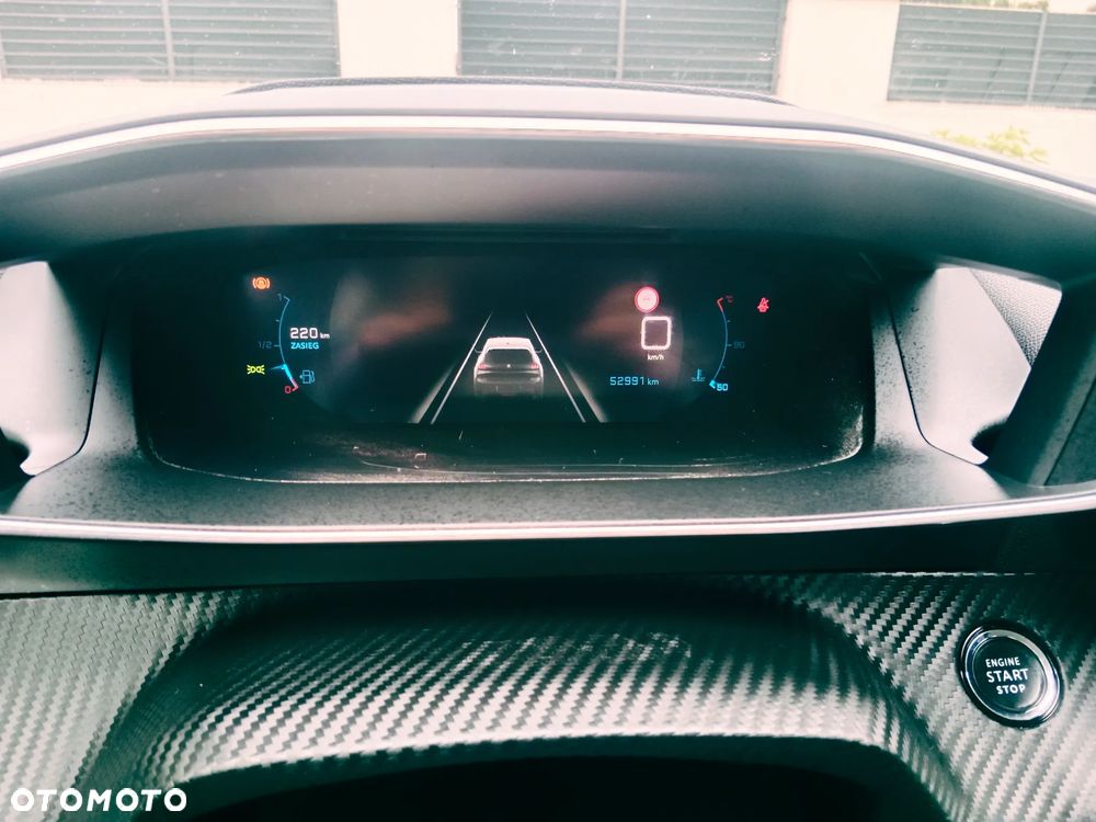 Peugeot 208 Benzin 100 Allure - 23