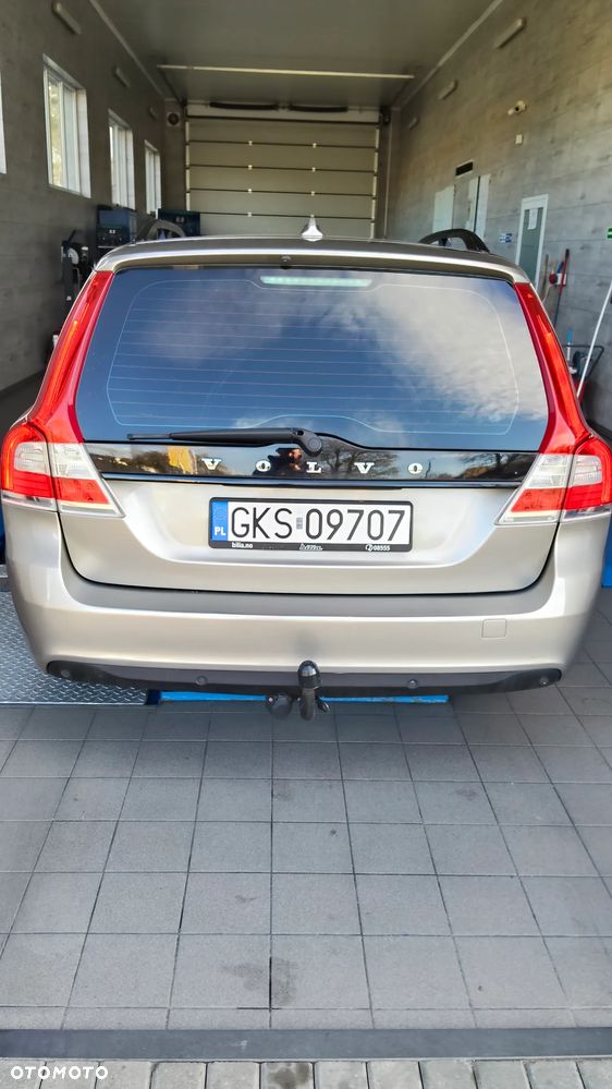 Volvo V70 D2 Geartronic Powershift Momentum - 7