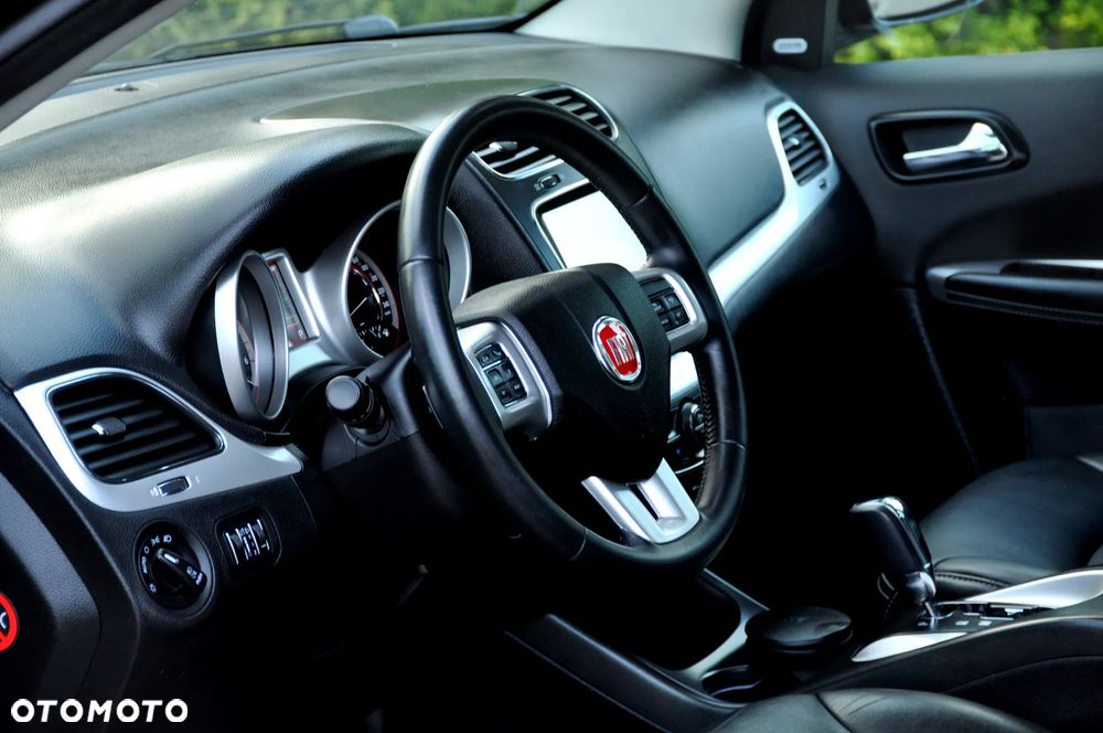 Fiat Freemont 2.0 Multijet 16V DPF Automatik Allrad Black Code - 27