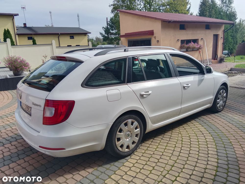 Skoda Superb 1.6 TDI Active - 9