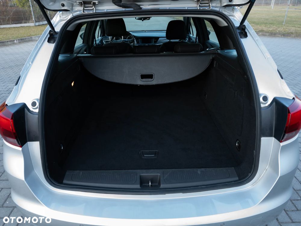 Opel Astra 1.4 T Edition S&S - 14