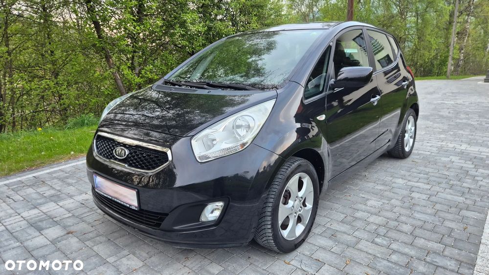 Kia Venga 1.4 CVVT Black Collection - 1