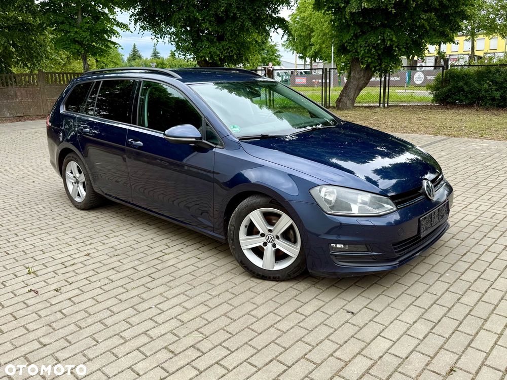 Volkswagen Golf - 5