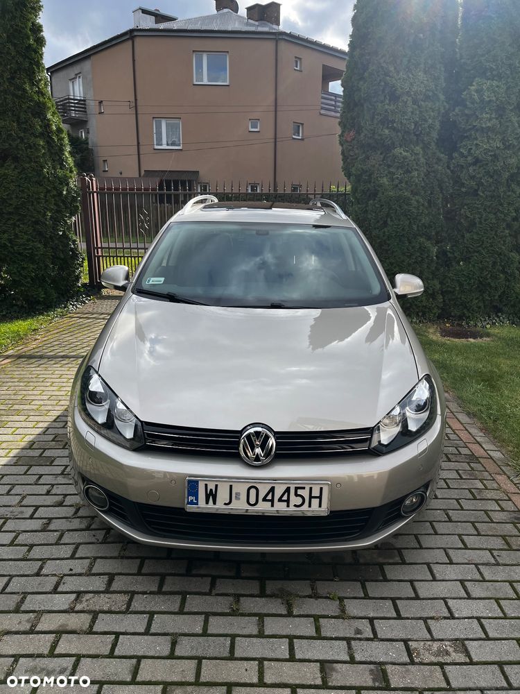 Volkswagen Golf - 1