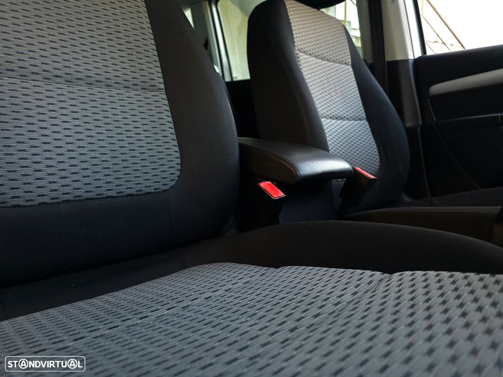 VW Sharan 2.0 TDI Confortline - 50